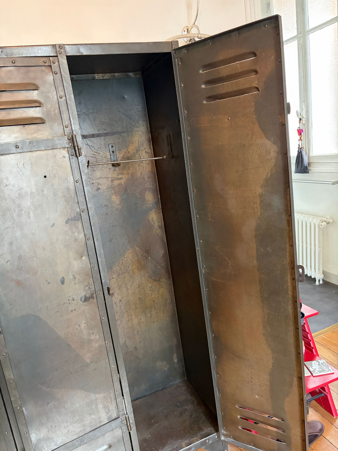 Armoire vestiaire métallique