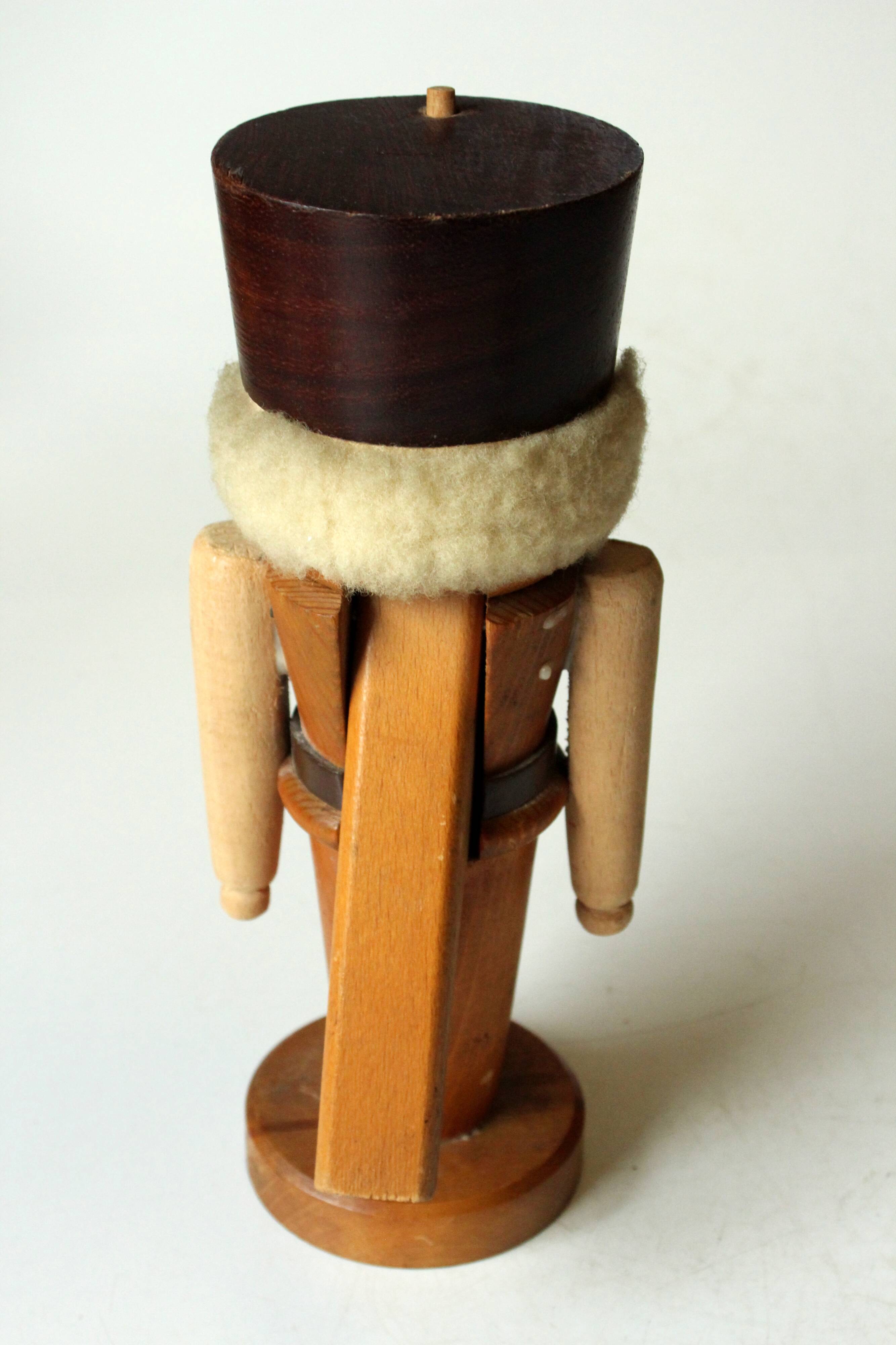 Old wooden nutcracker - vintage from the 1960s - Erzgebirge