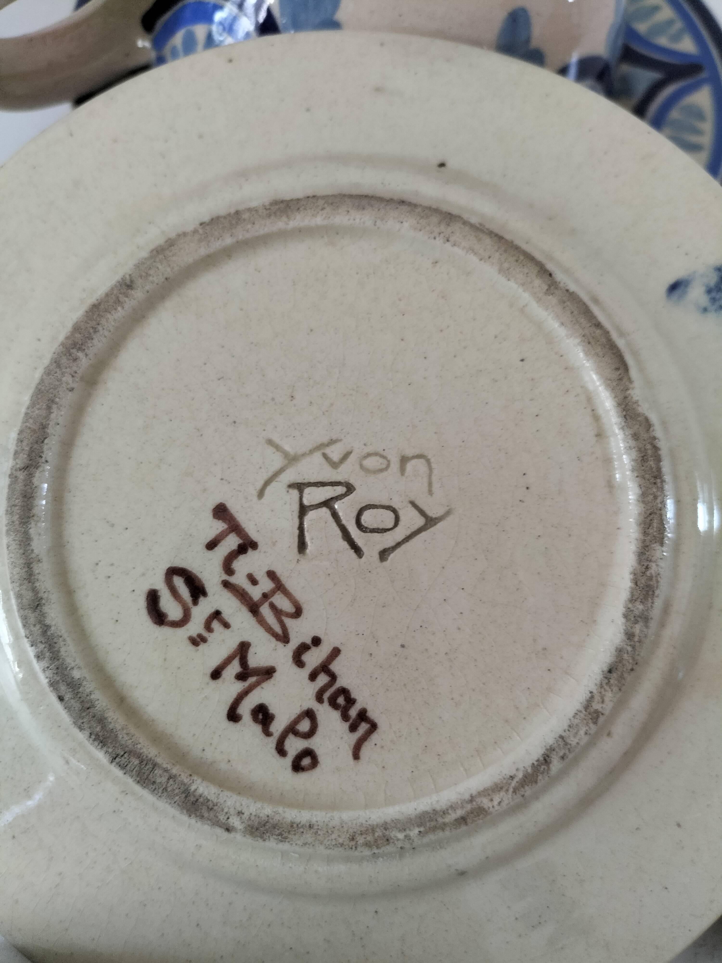 Trio of Ti-Bihan St Malo cups and saucers by Yvon Roy