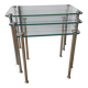 Tables gigognes en laiton et verre
