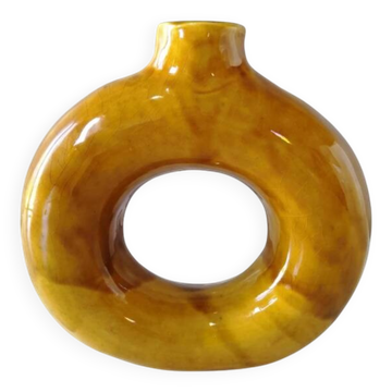 Ceramic vase