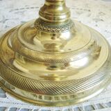 Lampe ancienne en laiton gravé avec son abat-jour en tissu oiseau des années 1900
