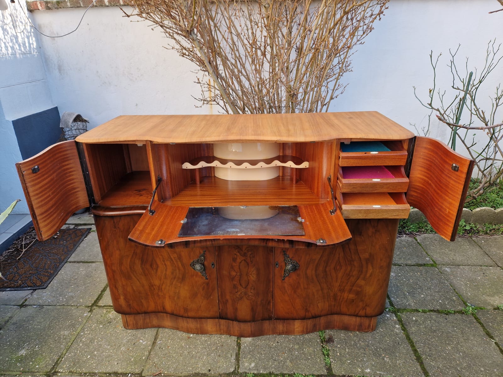 English bar furniture Stonehill Furniture