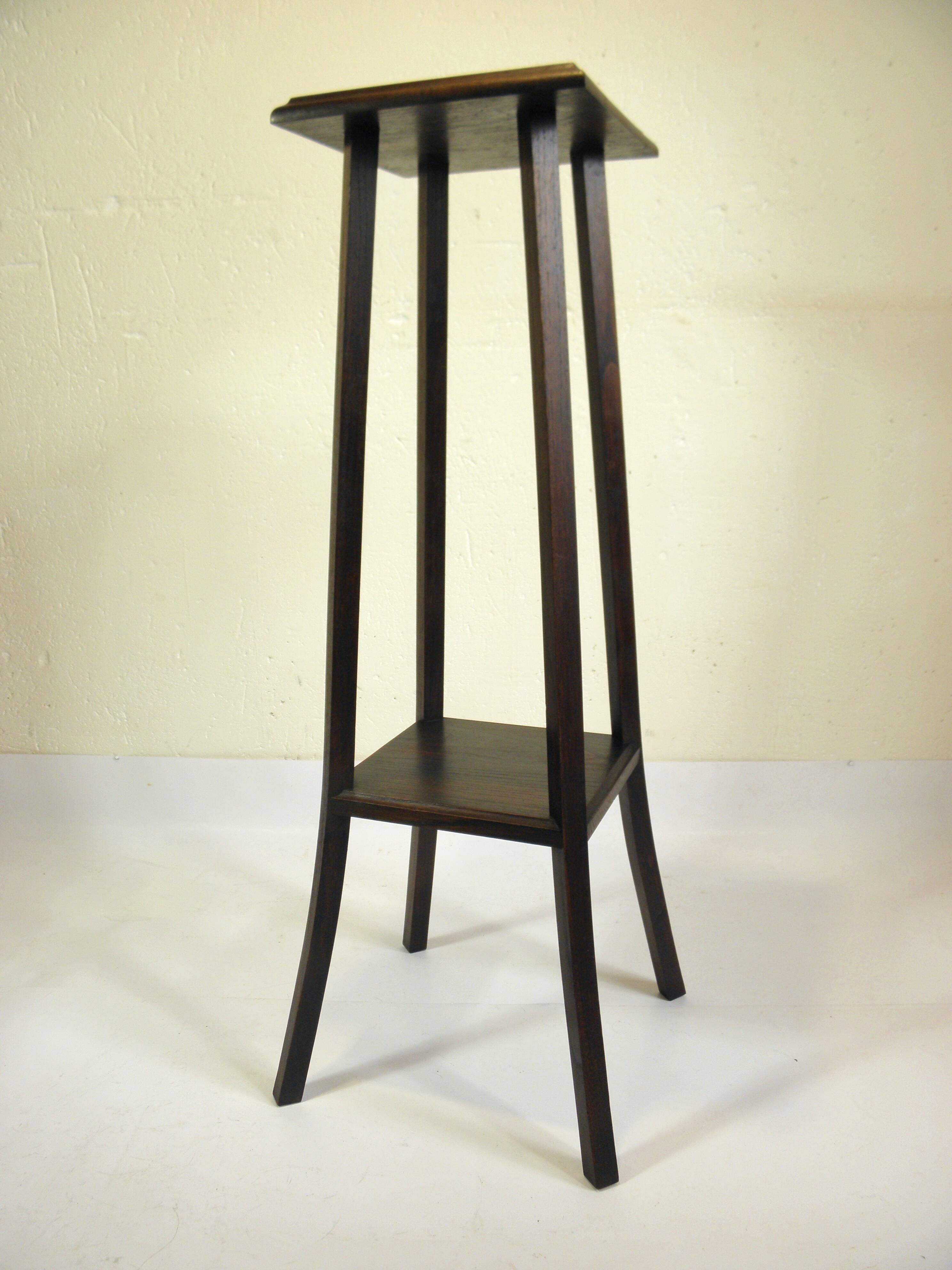 Sellette en bois pieds galbés 88 cm