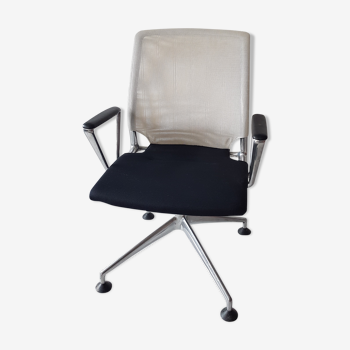 Fauteuil Meda édition Vitra