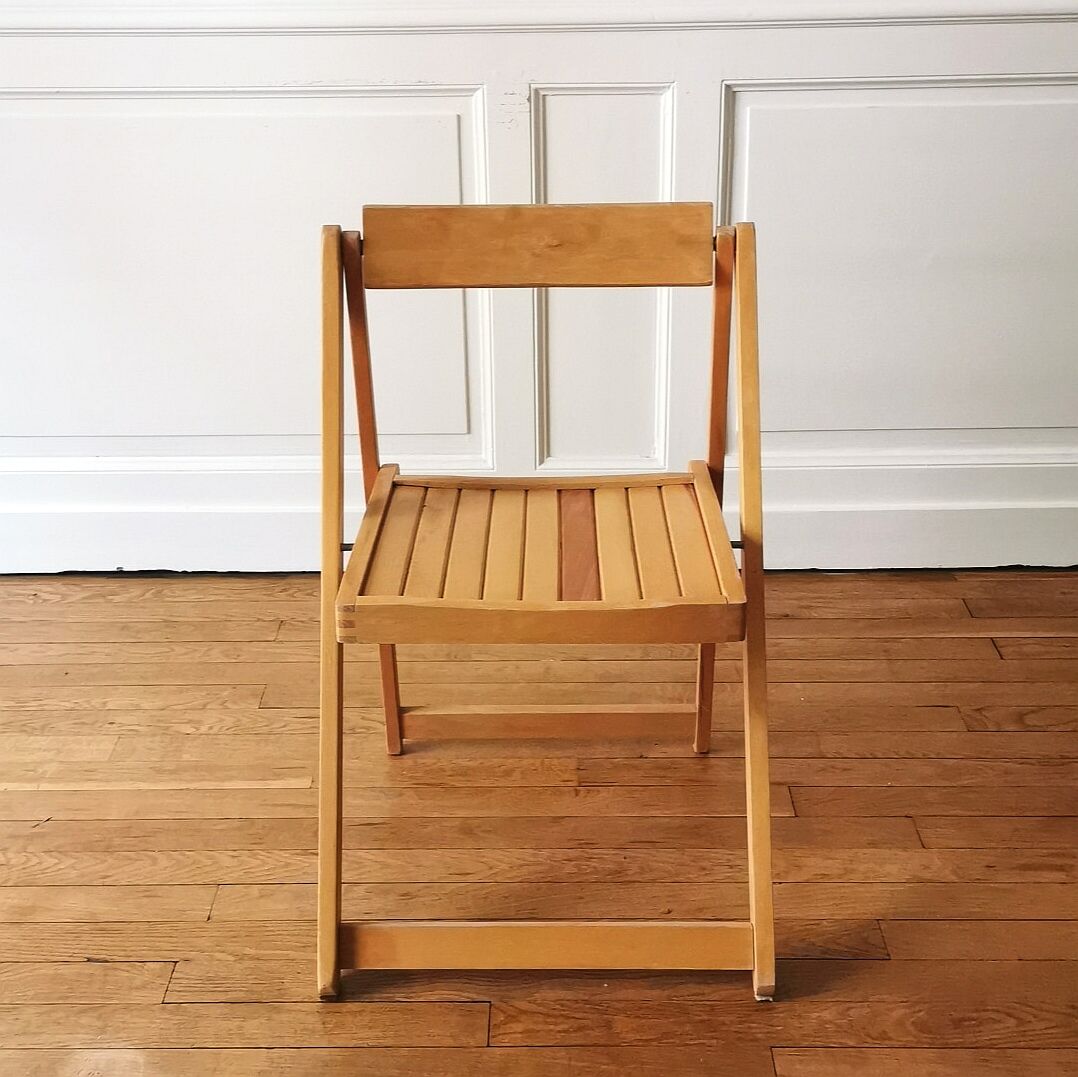 Folding chair, 1980