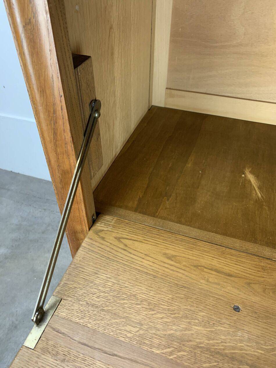 Secrétaire, bureau, commode en chêne, années 50