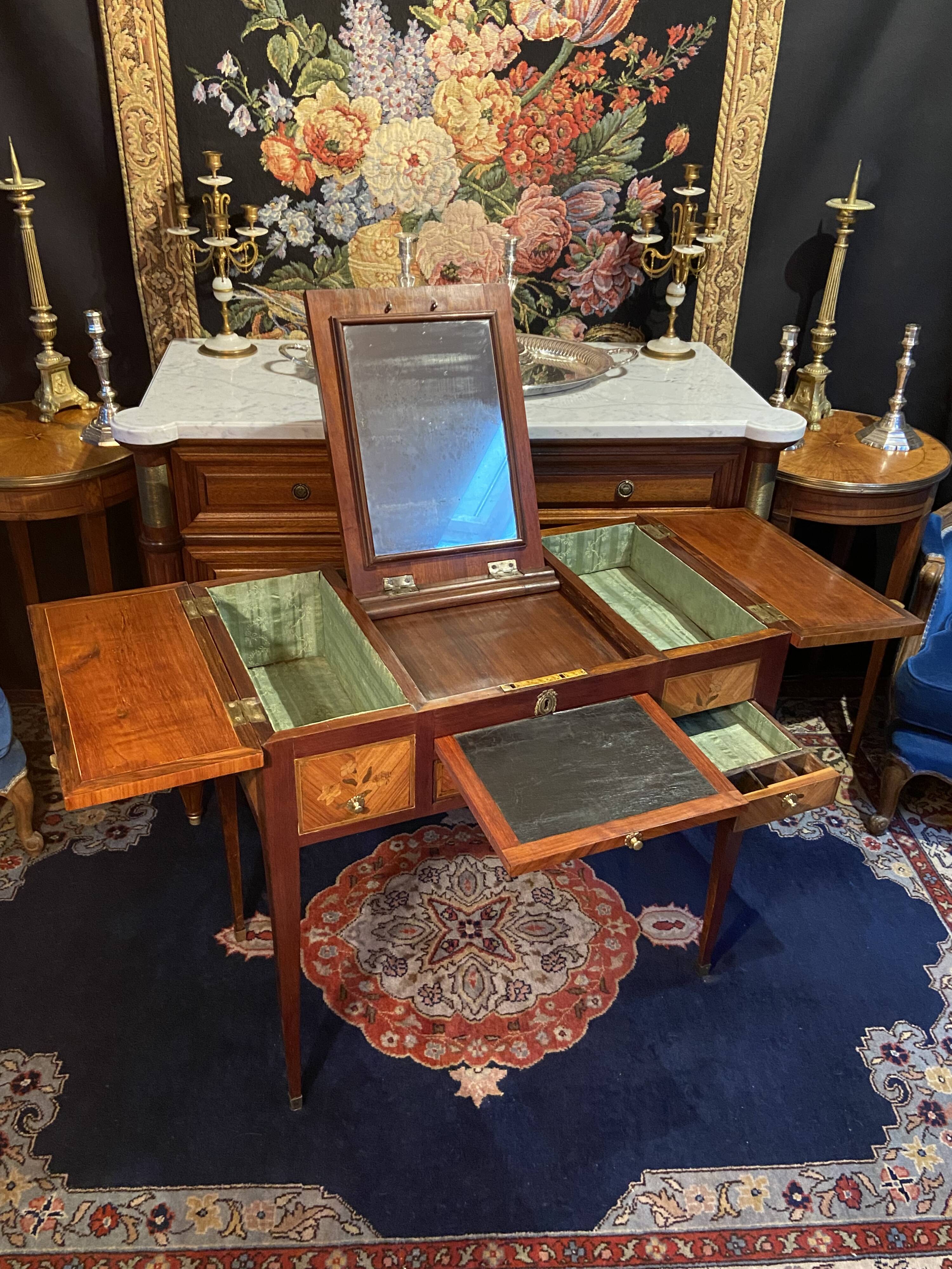 18th-century hairdresser with Louis XVI marquetry decoration.