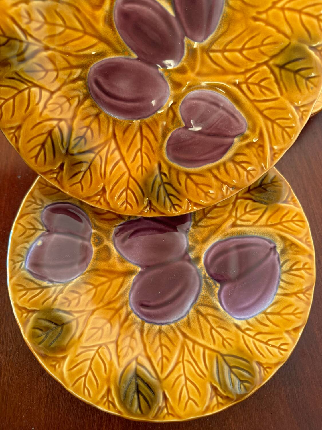 Old barbotine dessert service