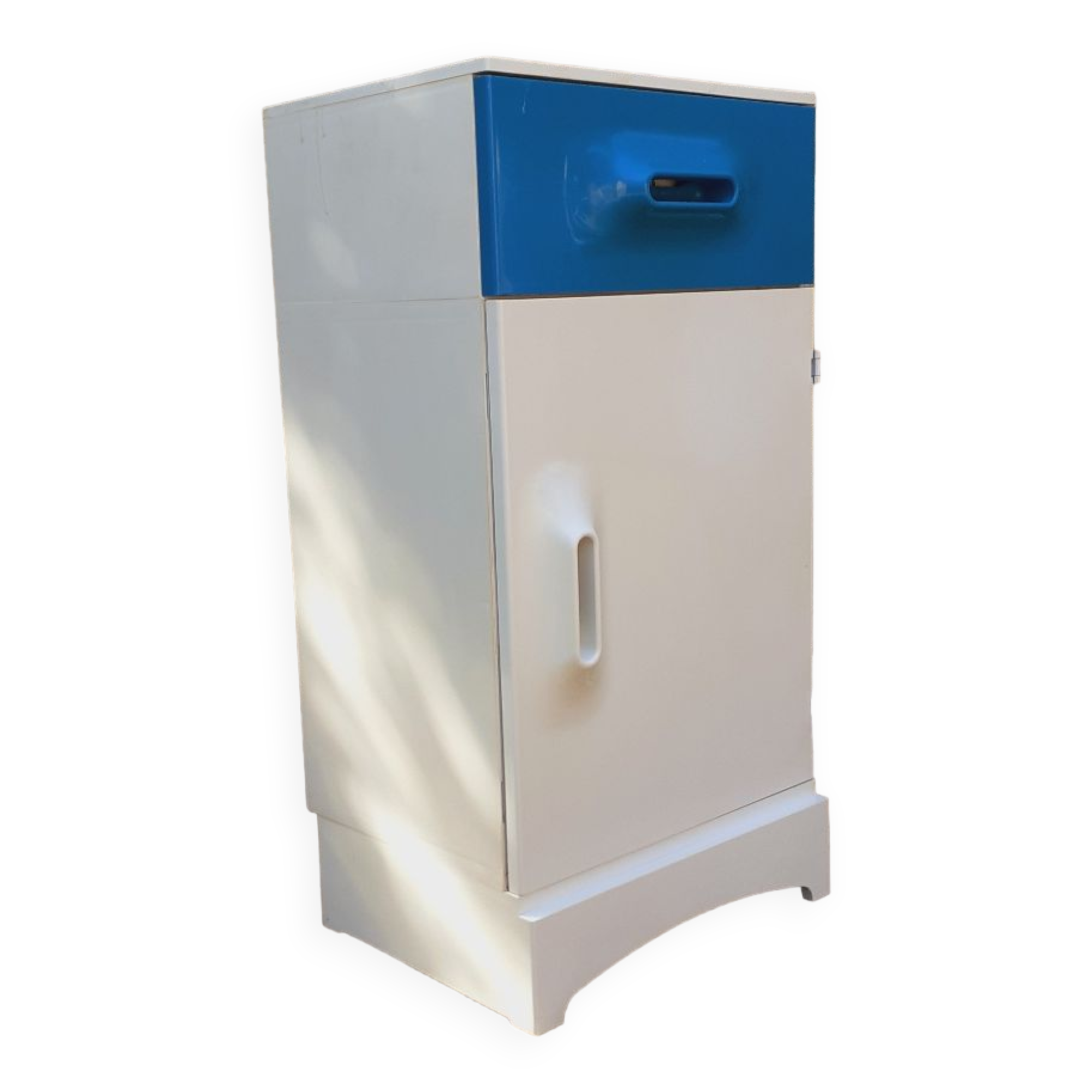 Storage cabinet year 70