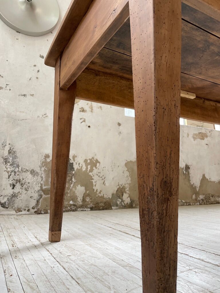 Walnut farm table 190cm