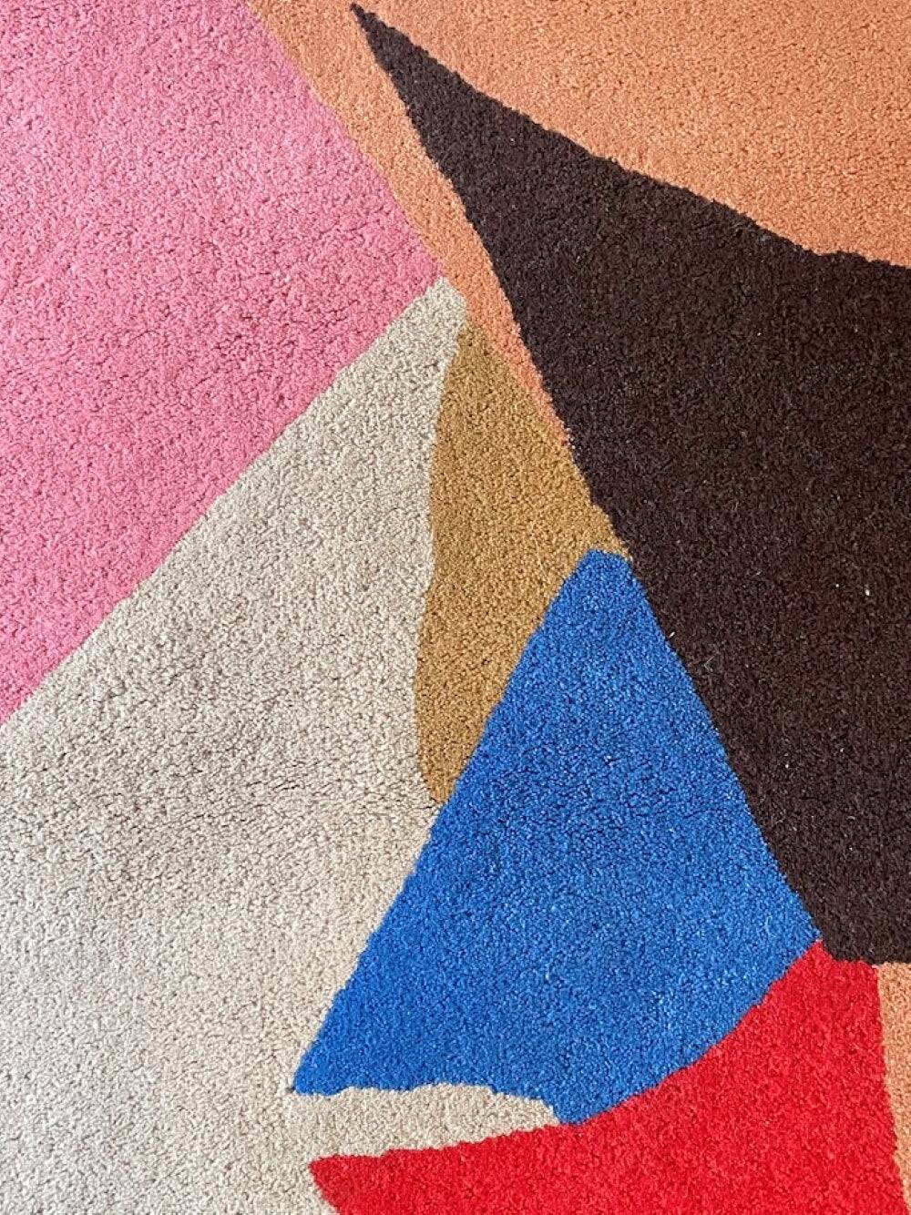 Tapis en laine touffetée à la main Tisca, signé “ILES”, France, années 1990