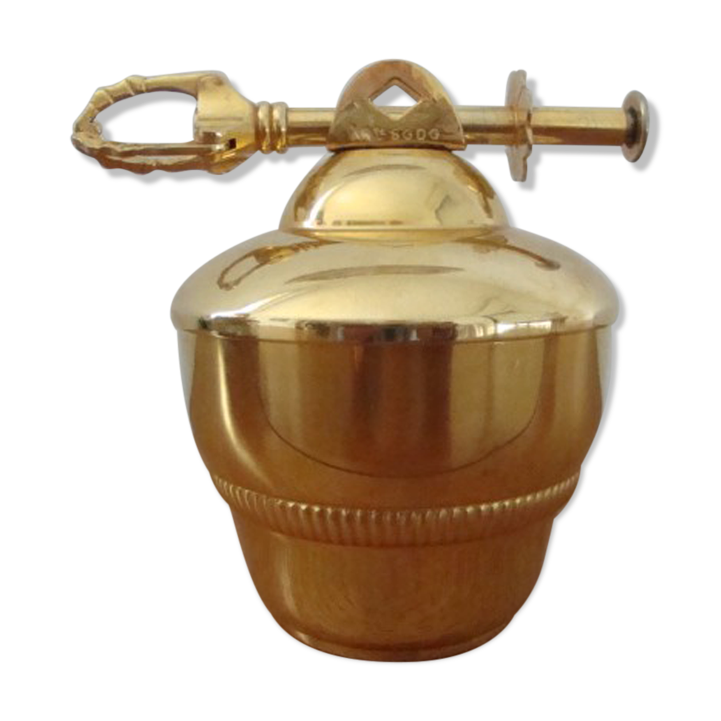 Sugar bowl and its vintage crab claw in gilded metal (2 hallmarks) vermeil or gold plated?