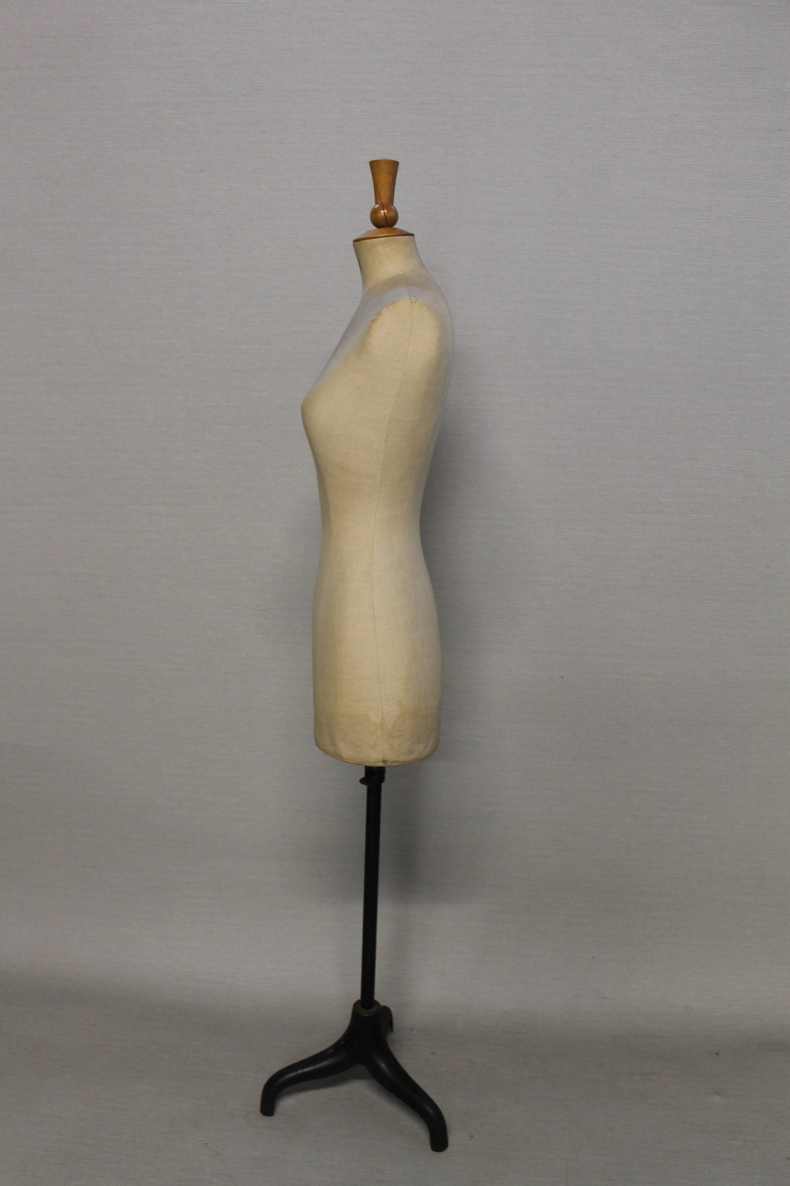 Mannequin de couture Juvenia