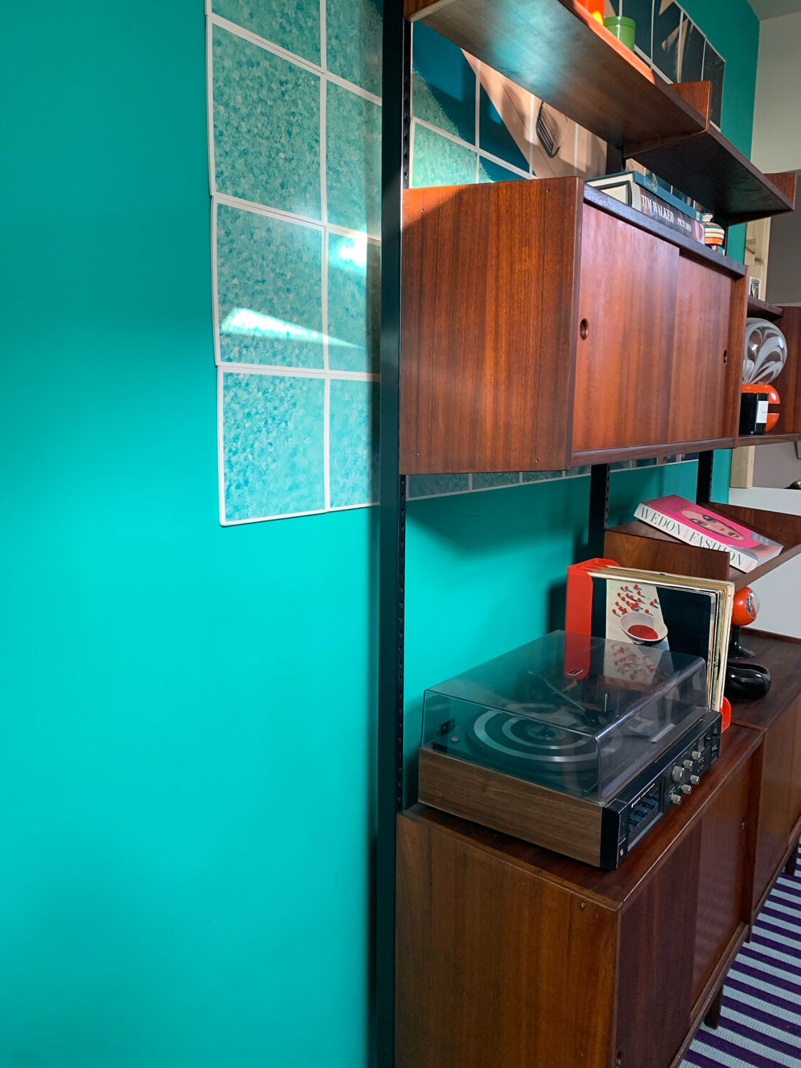 Vintage Scandinavian Library - Olaio