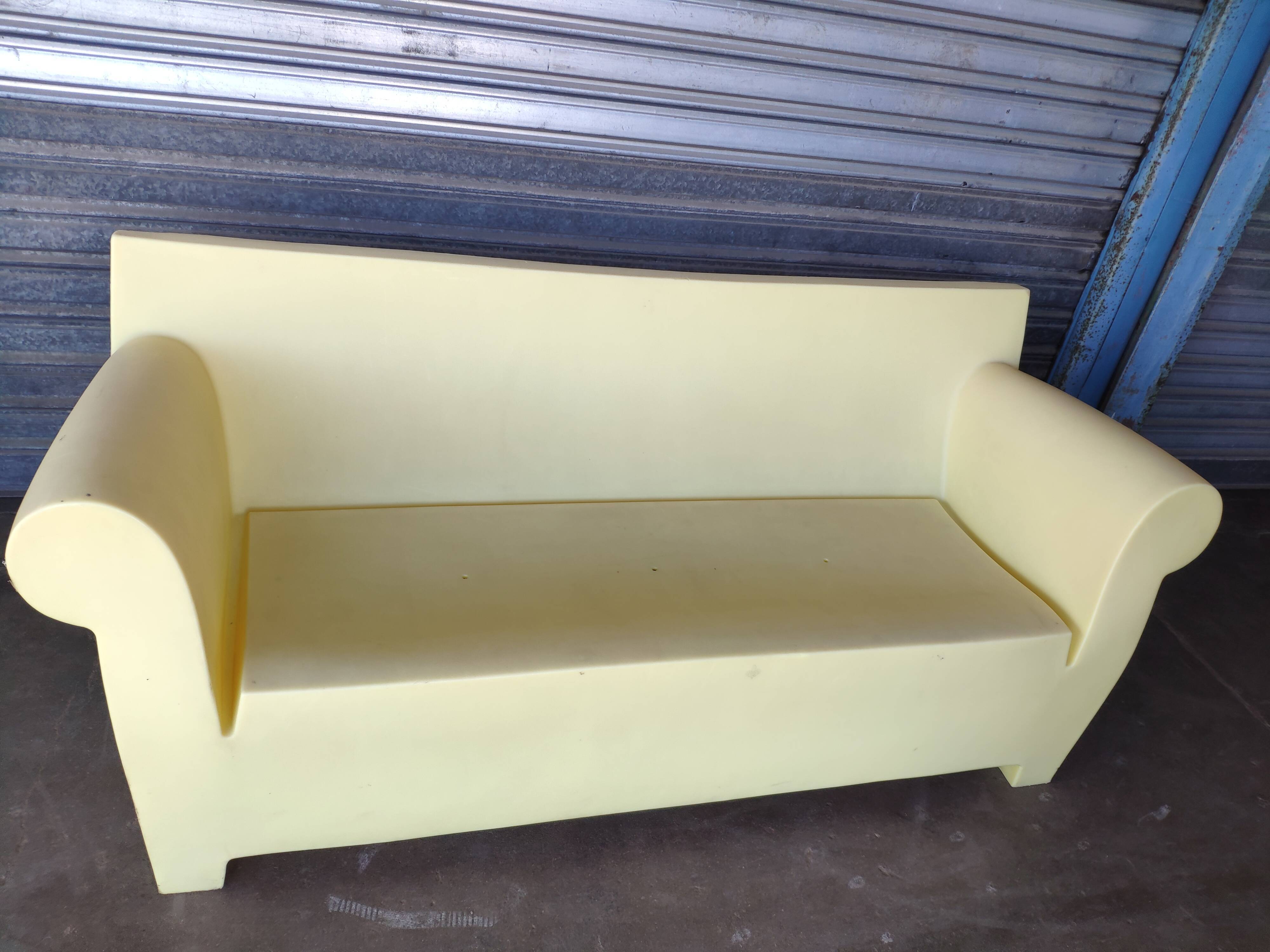 Bubble Club sofa by Kartell for Philippe Starck