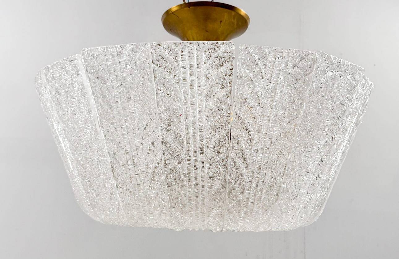 Barovier & Toso. Large ceiling lamp/chandelier by Barovier & Toso, Murano glass, Italy, 1960s, rare example.