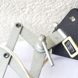 Zig zag style workshop accordion Wall lamp