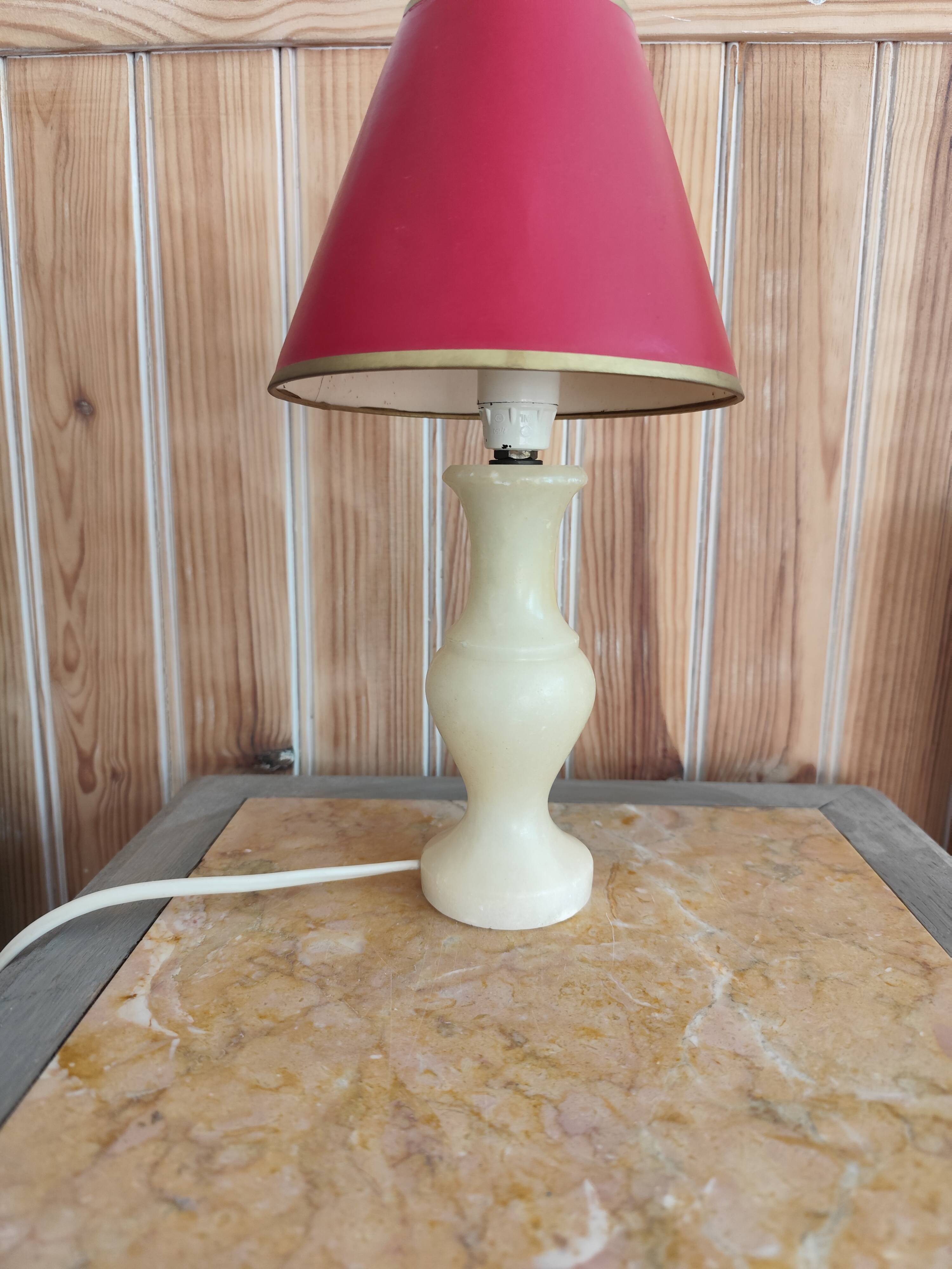 Lampe en pierre marbrée  beige -  lampe albâtre
