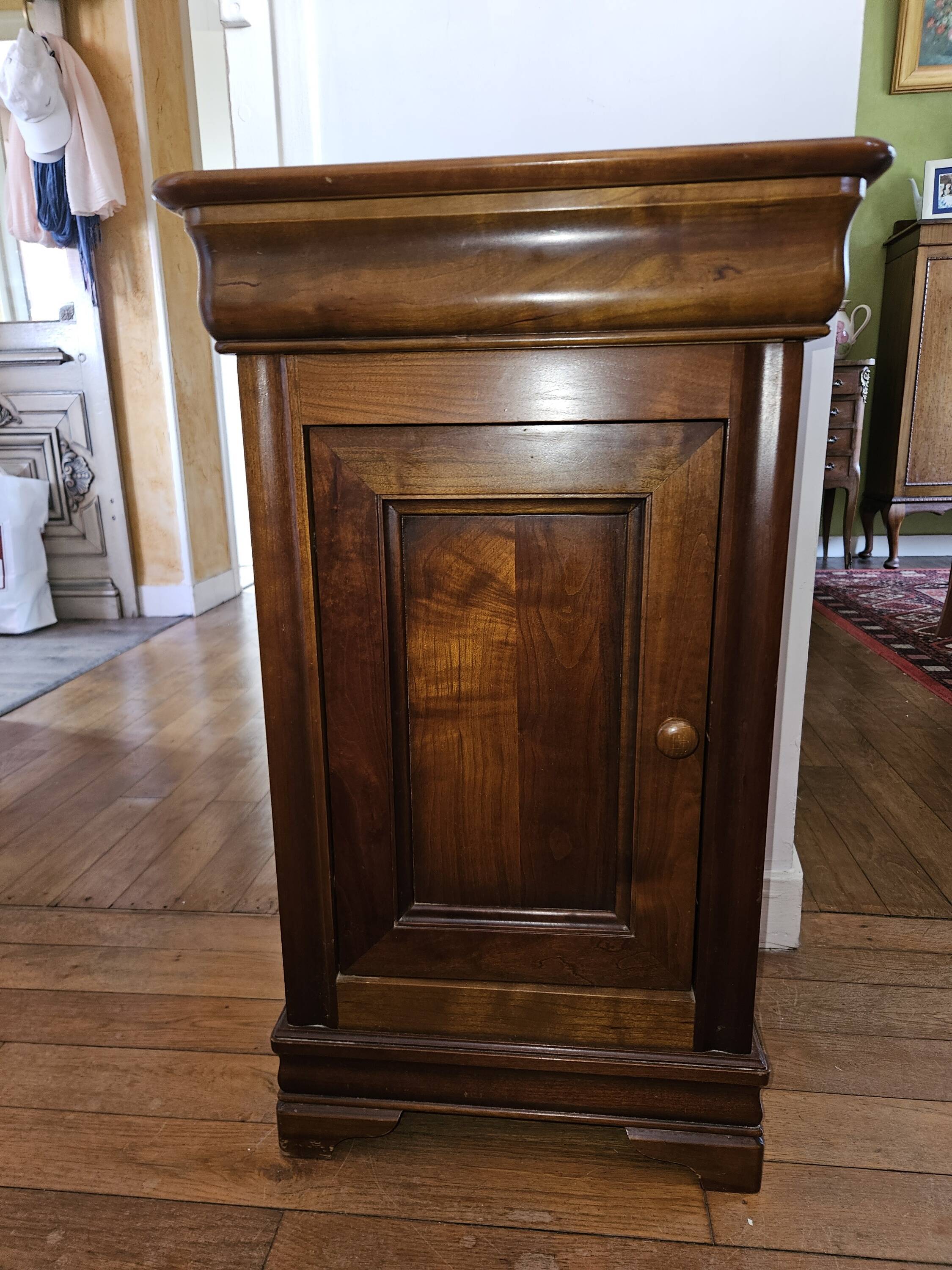 Bedside table made by a cabinetmaker.