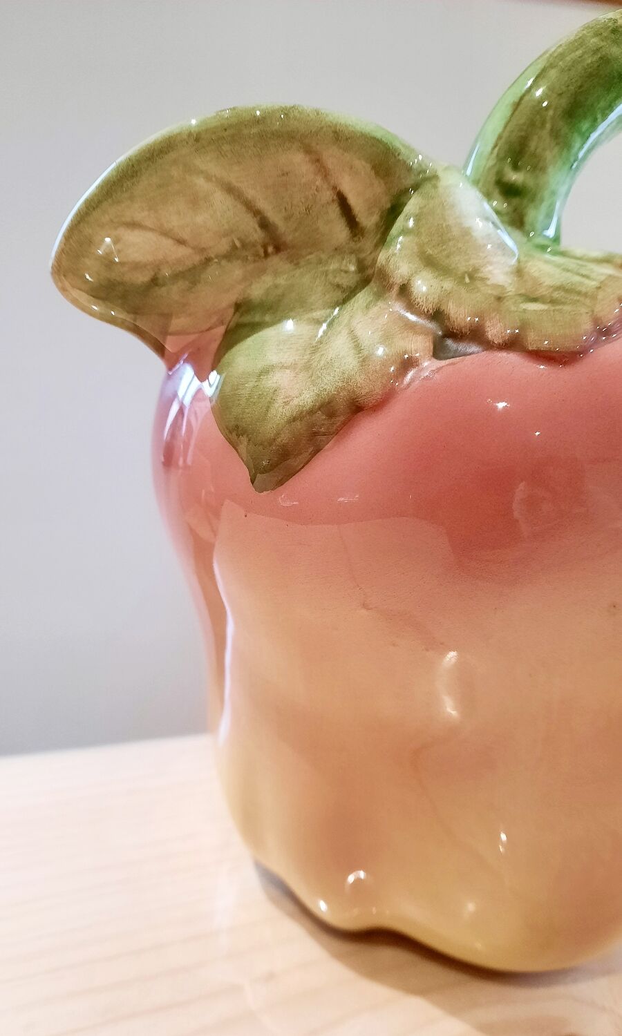 Slurry pitcher melon or peach shape