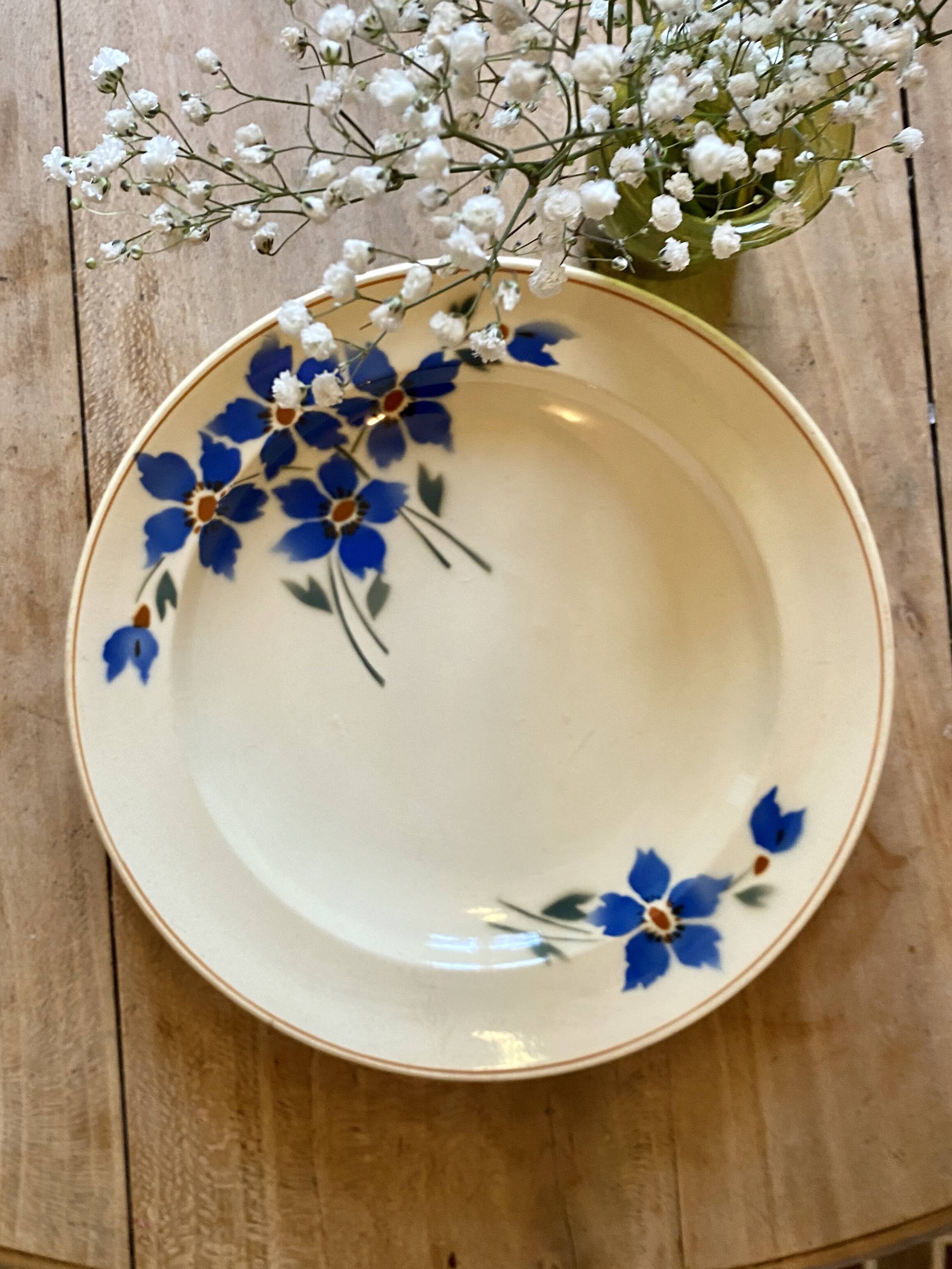 Vintage Moulin des Loups dish