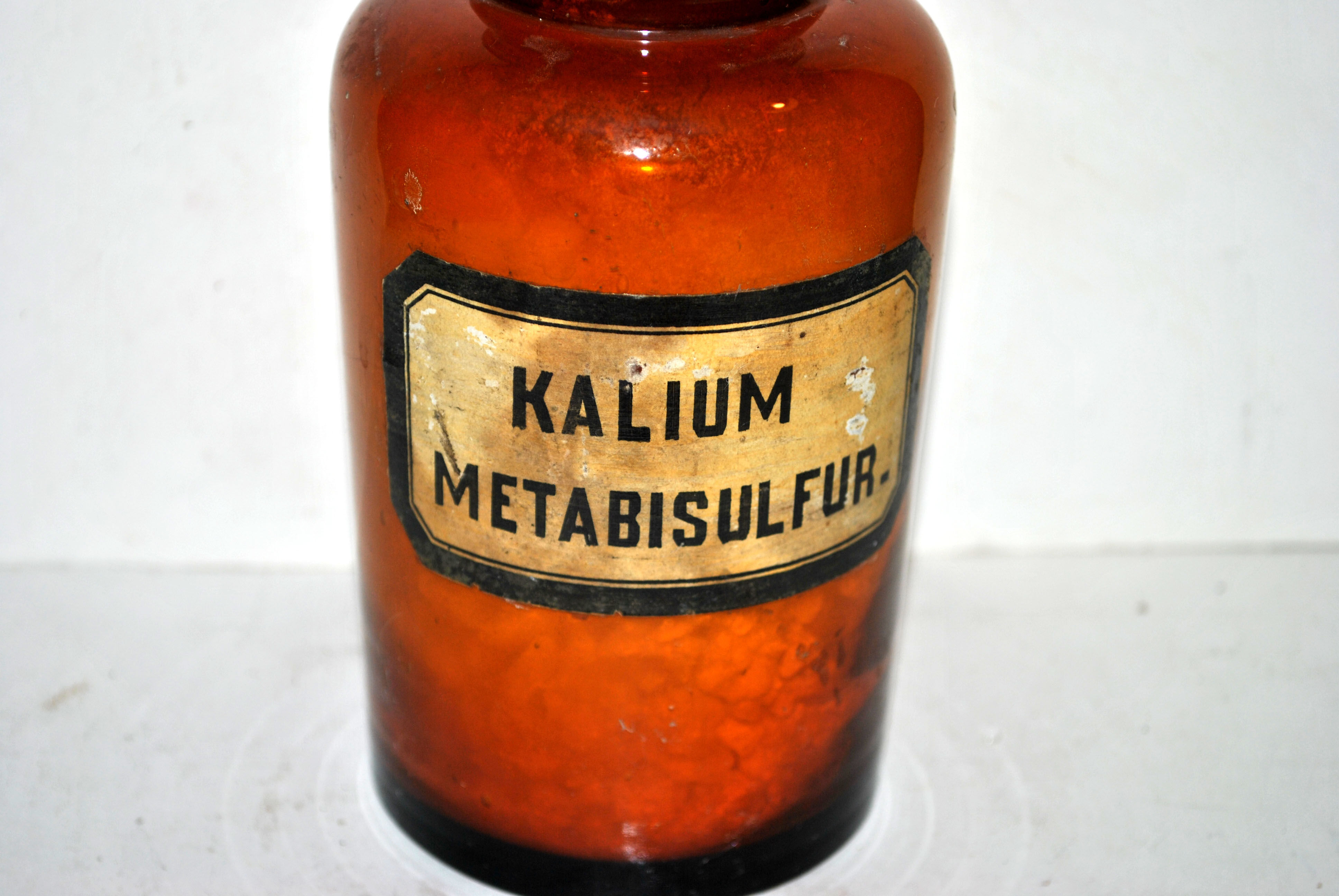 Set of 4 old brown glass apothecary bottles - Lab pharmacy bottle