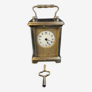 Officer's travel clock – Brass – Cornice