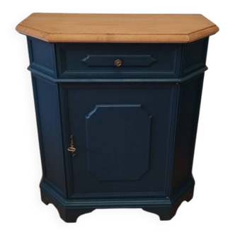 Occasional furniture