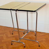 Table in folding Formica