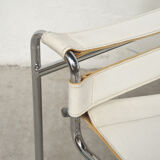 Fauteuil Wassily blanc par Marcel Breuer
