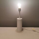 Classic table lamps in white lacquered metal from Danish Horn lighting 1980-90s.