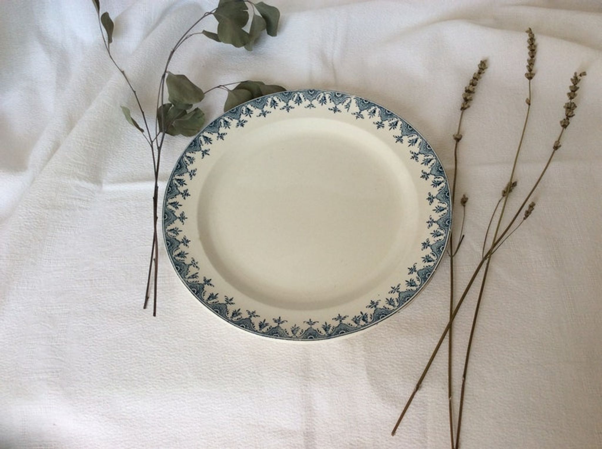Round dish Terre de Fer navy blue L G model Doullens