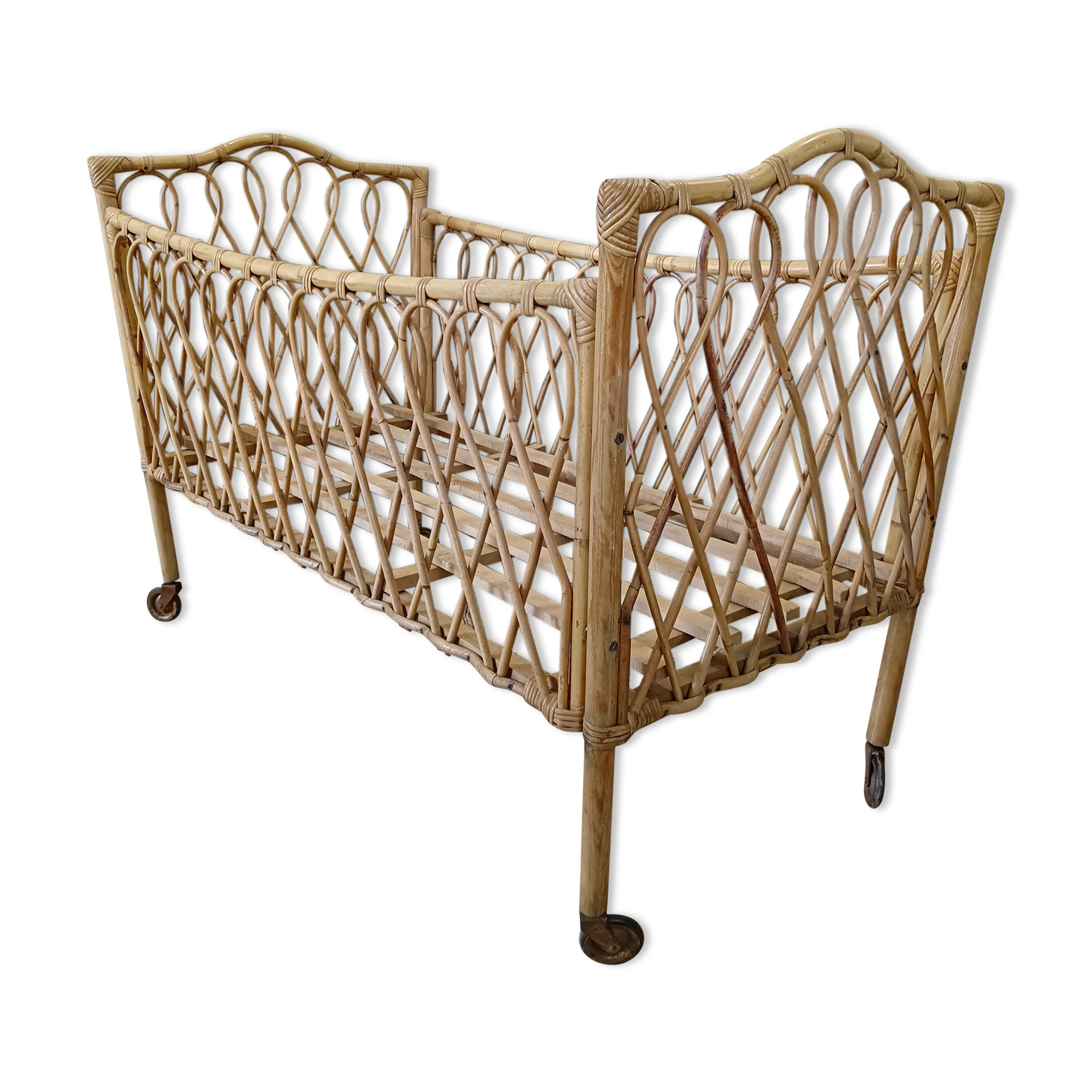 Rattan cot
