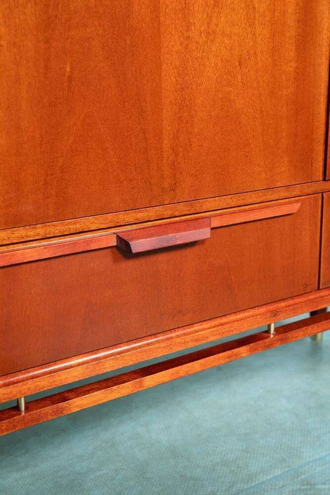 Buffet scandinave design années 50 en teck cabinet Japandi