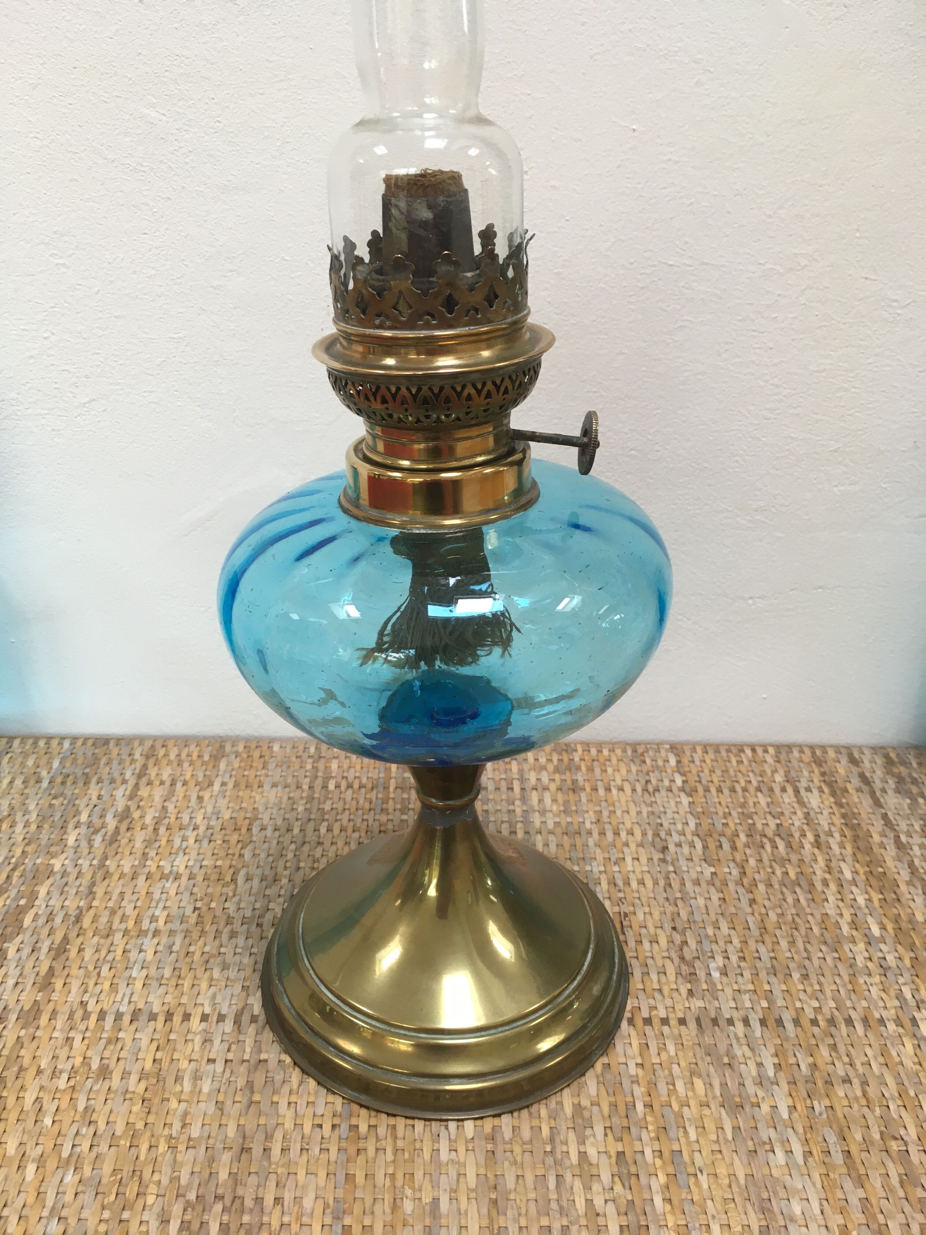 Oil lamp