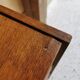 Commode pieds compas