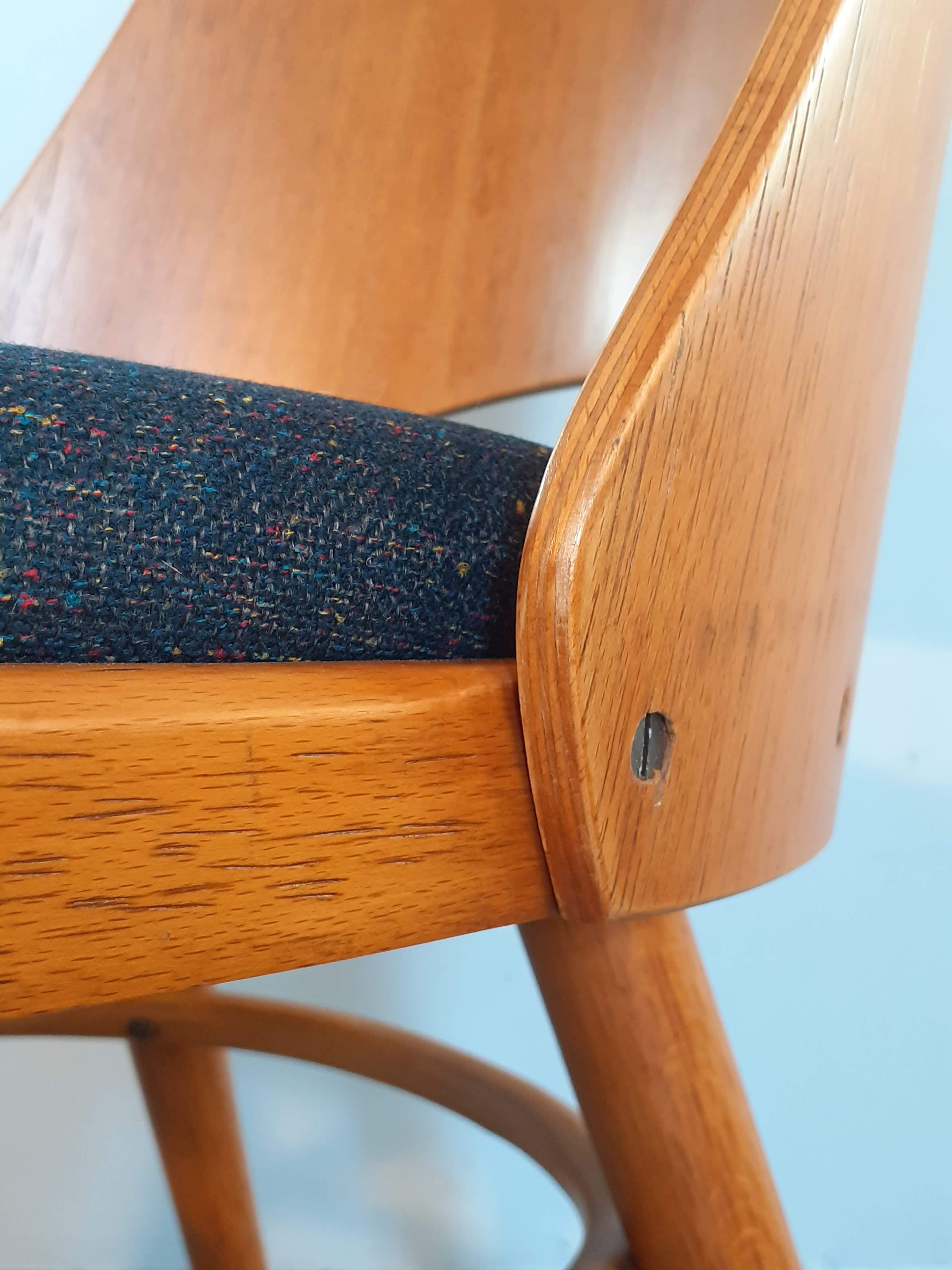 Set of 6 renovated chairs, design Oswald Haerdtl by Ton, Czech, 1960s