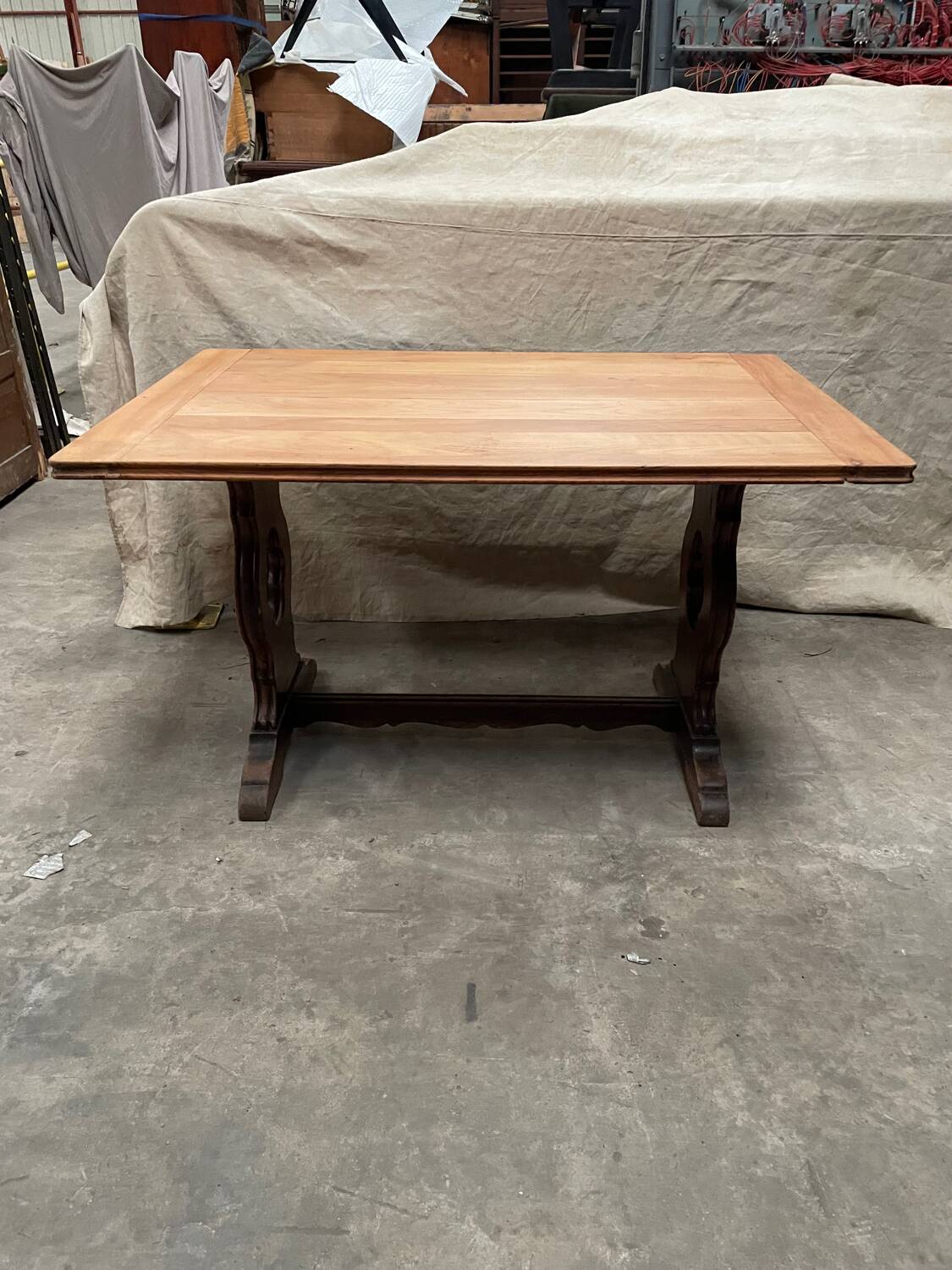Table de bistrot anglaise ancienne