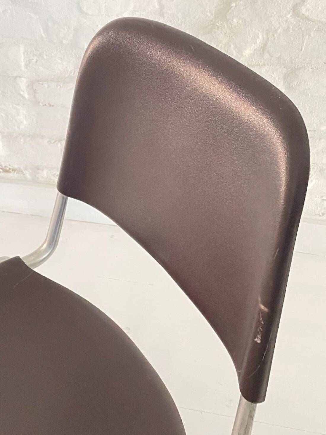 Vintage Knoll International 1601 Model stackable chairs 1970s