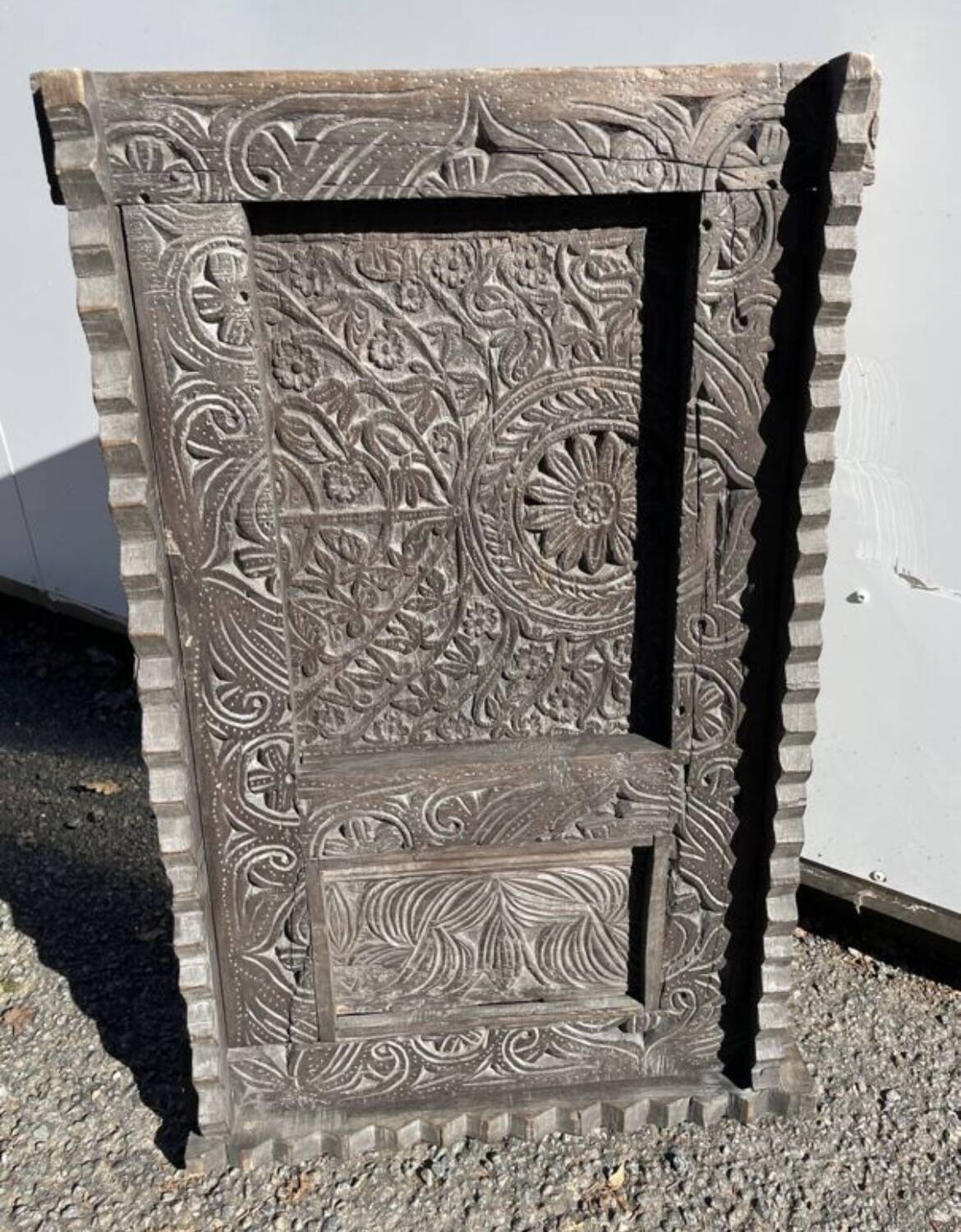 Himalayan Chalais Gate