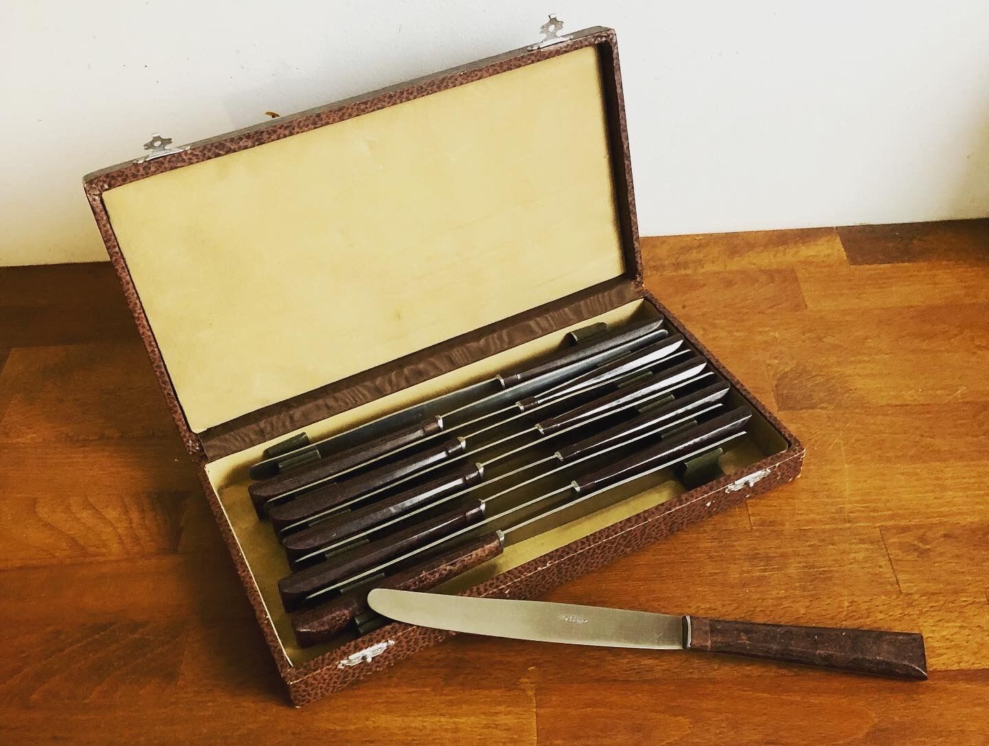 Housewife of 11 knives