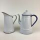 Coffee maker and enamelled sheet metal broc