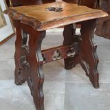 Paire anciens tabourets bois sculpté