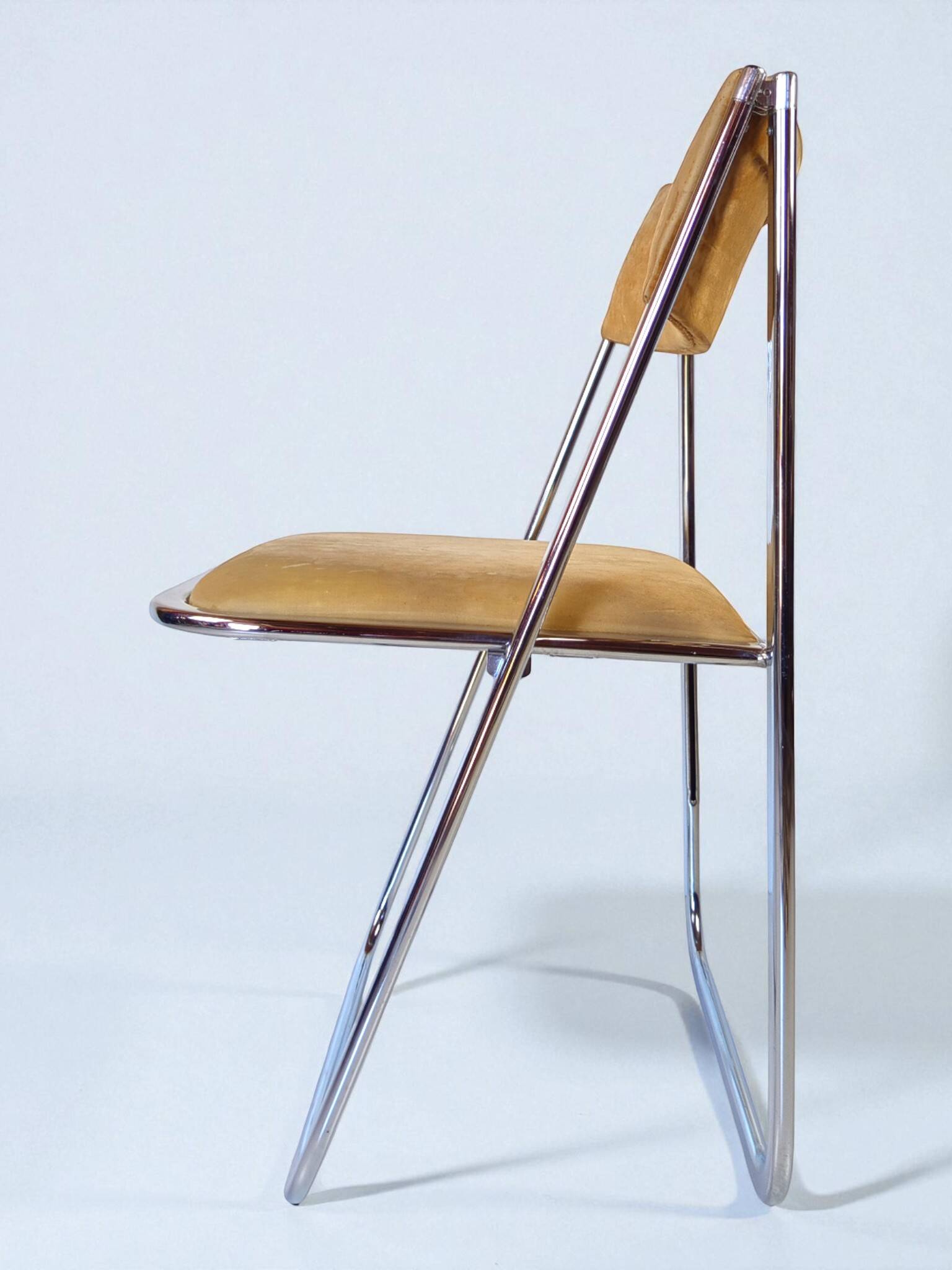 Vintage folding chair, Italian design