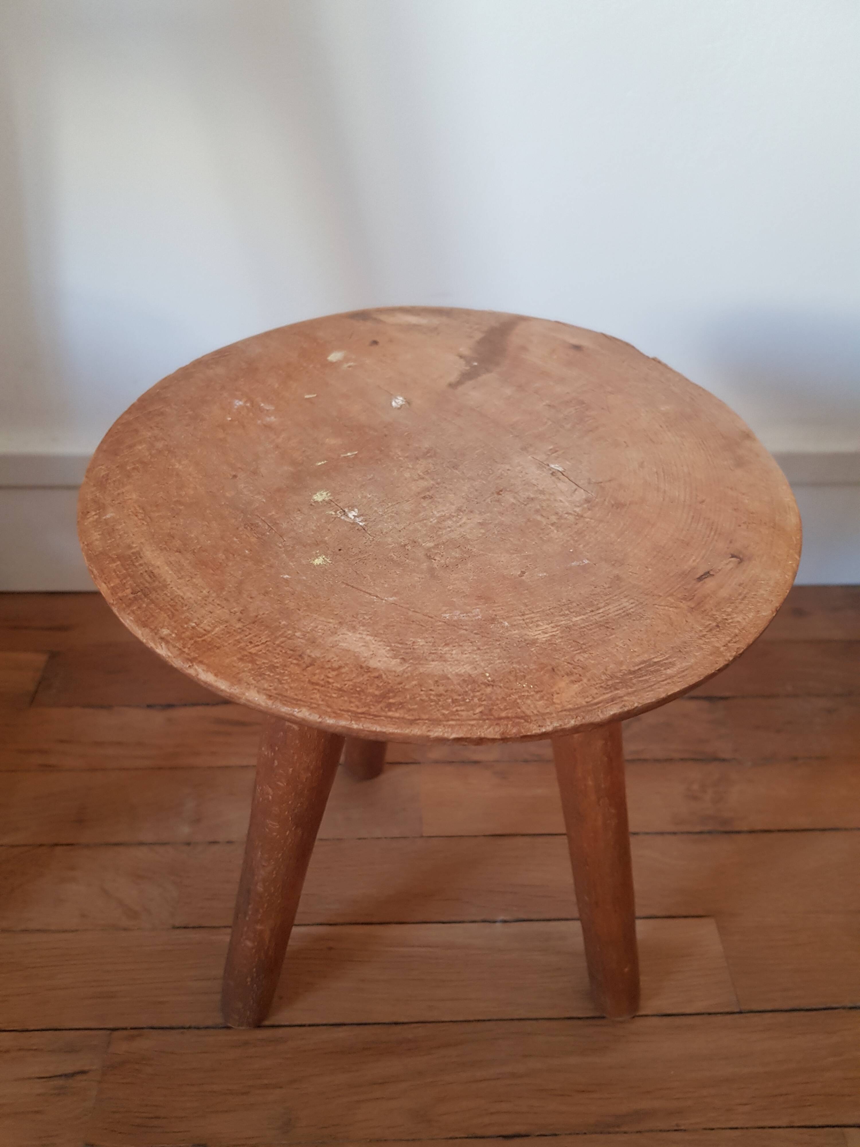 60s tripod stool