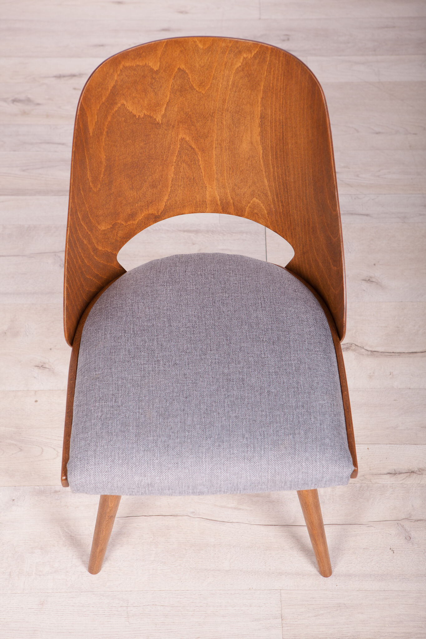 Model lollipop dining chairs from Tatra, 1960s, set of 4
