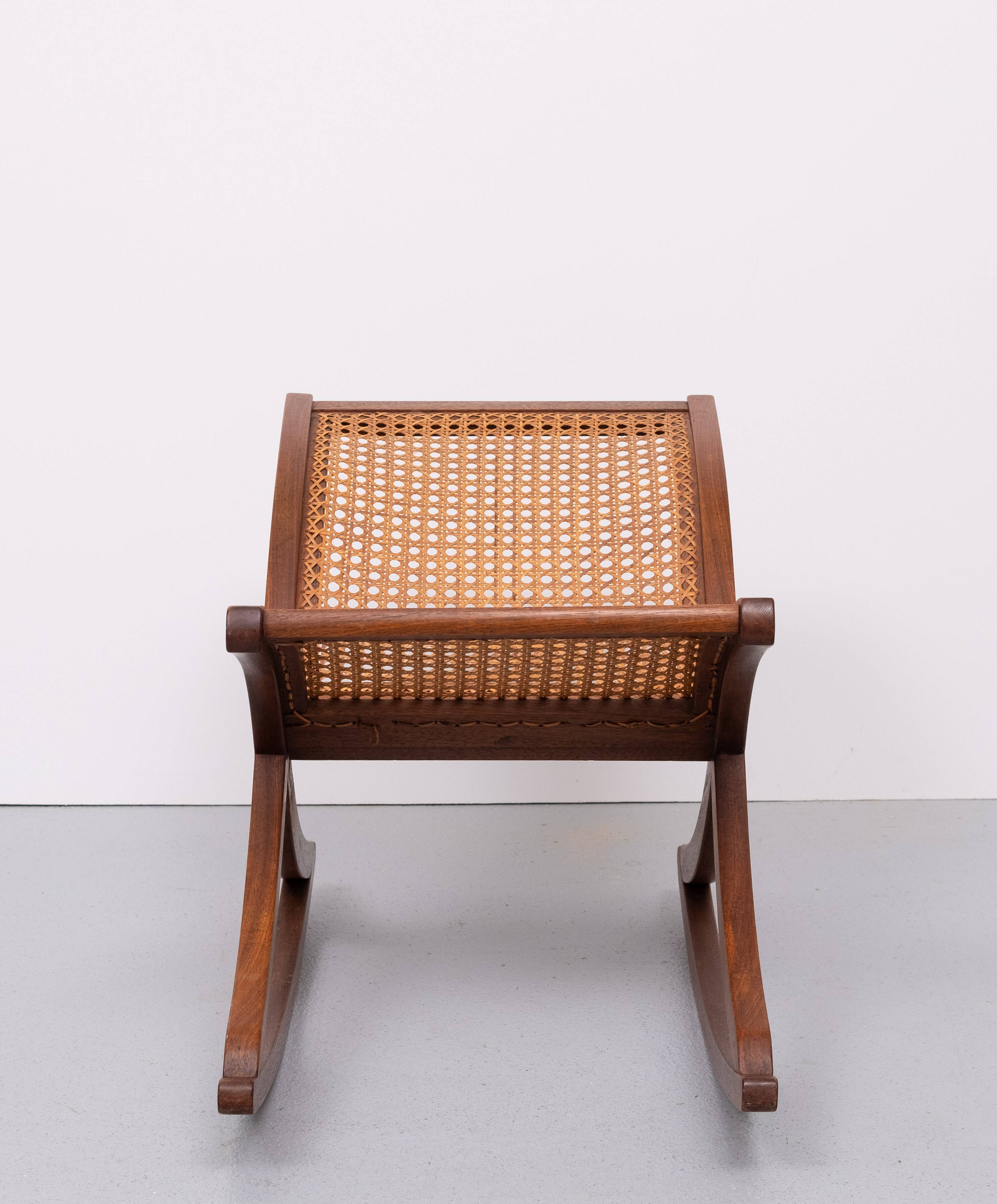 Organic shaped Wicker Footstool 1960s Holland