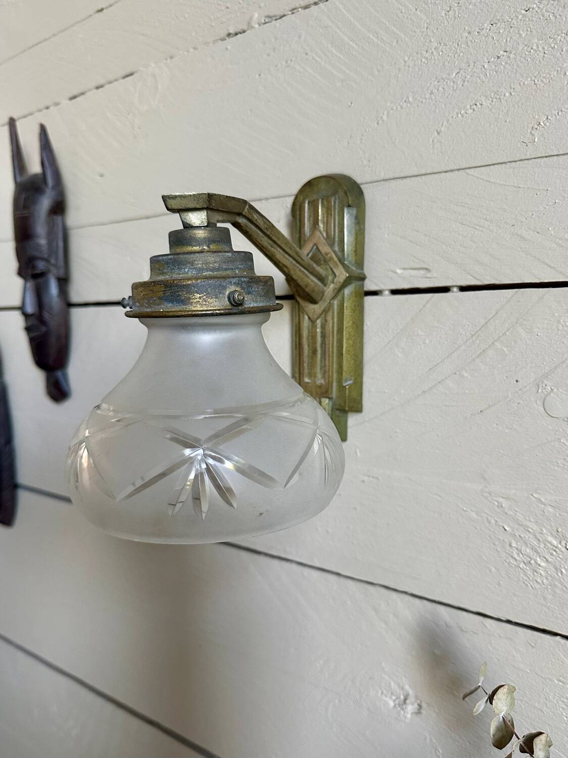 Art Deco wall lamp in metal and glass
