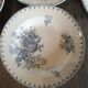 Série de 7 assiettes creuses en faïence Sarreguemines modèle Flore